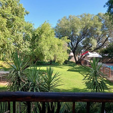 Upington Inn Buitenkant foto